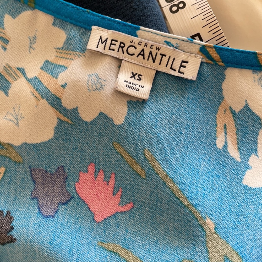J Crew floral sleeveless blouse - Picture 3 of 4